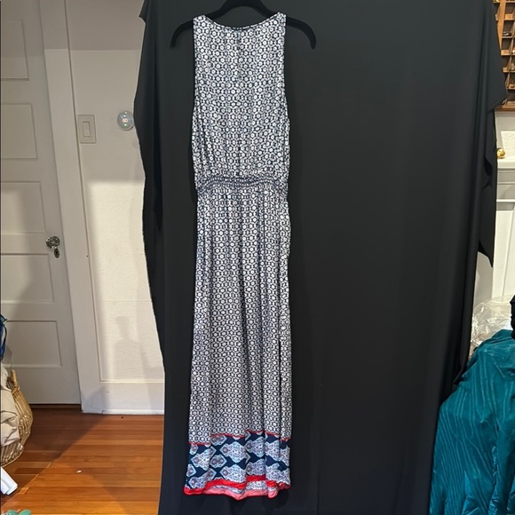 Max Studio Elegant Blue and Red Patterned Dress, Large - Picture 4 of 7